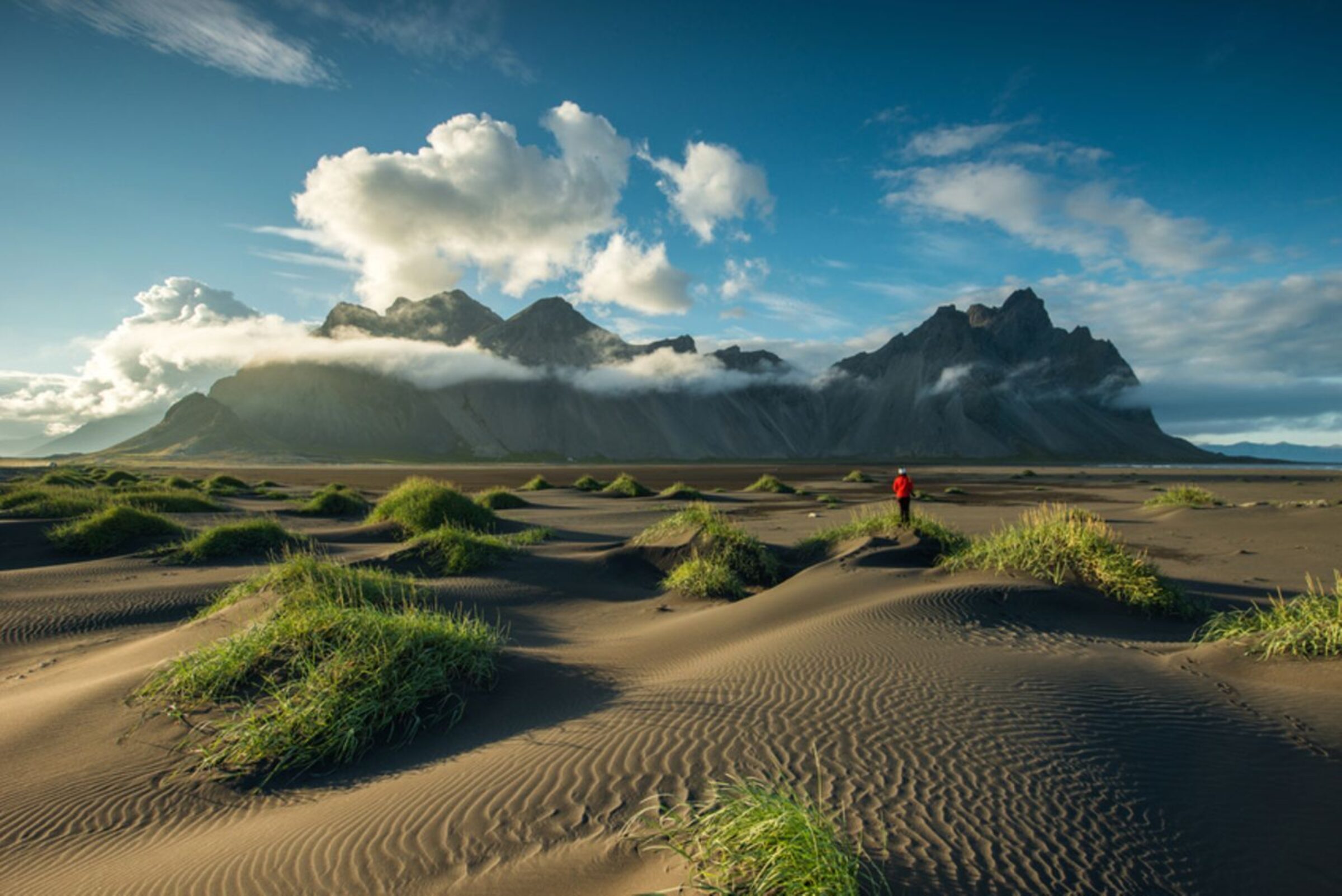 Stokksnes mit mensch 170795111 f jpg 72255